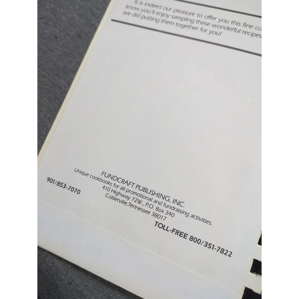 1989‎ Our Favorite Memphis Recipes Cookbook Tual Realty Vintage Tennessee